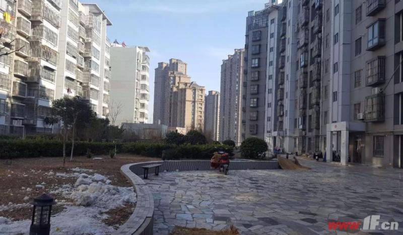 万润阳光丽景,成熟小区 人气旺,业主诚售 看房方便